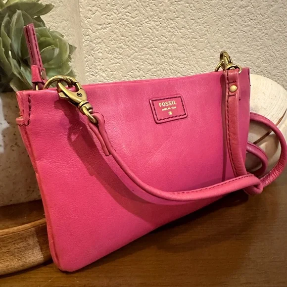 Fossil Pink Leather Crossbody/Shoulder Bag/Convertible Clutch - Picture 2 of 11